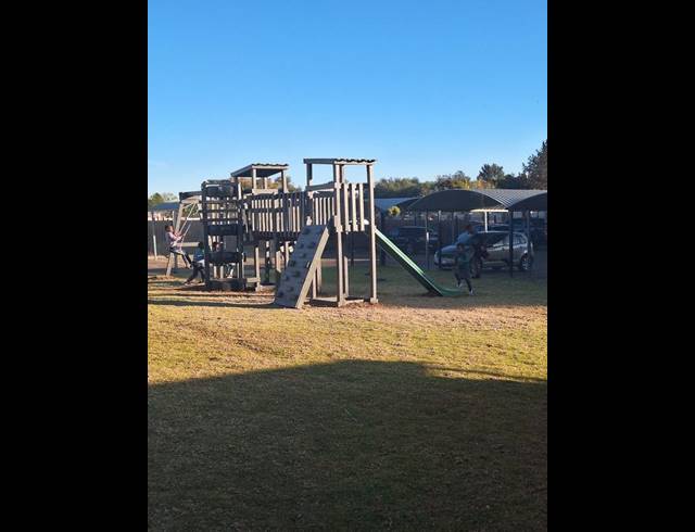 2 BEDROOM APARTMENT FOR SALE IN GLEN MARAIS